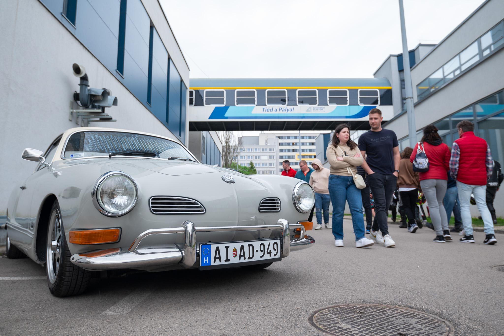 autostalalkozo (33) (KorinekBettina).jpg